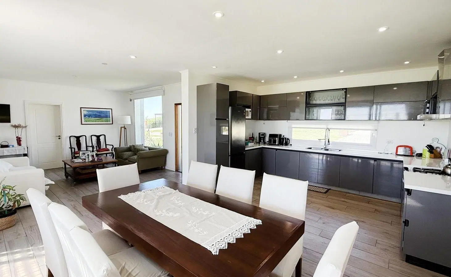 Casa en Venta, 4 Dormitorios,  Barrio San Sebastián,  Escobar, G.B.A Norte 3