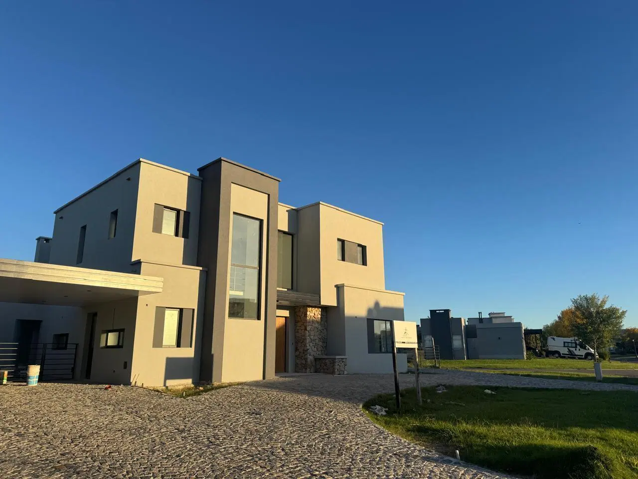 Casa en Venta, 5 ambientes, en Haras Santa Maria, Escobar, GBA Norte 2