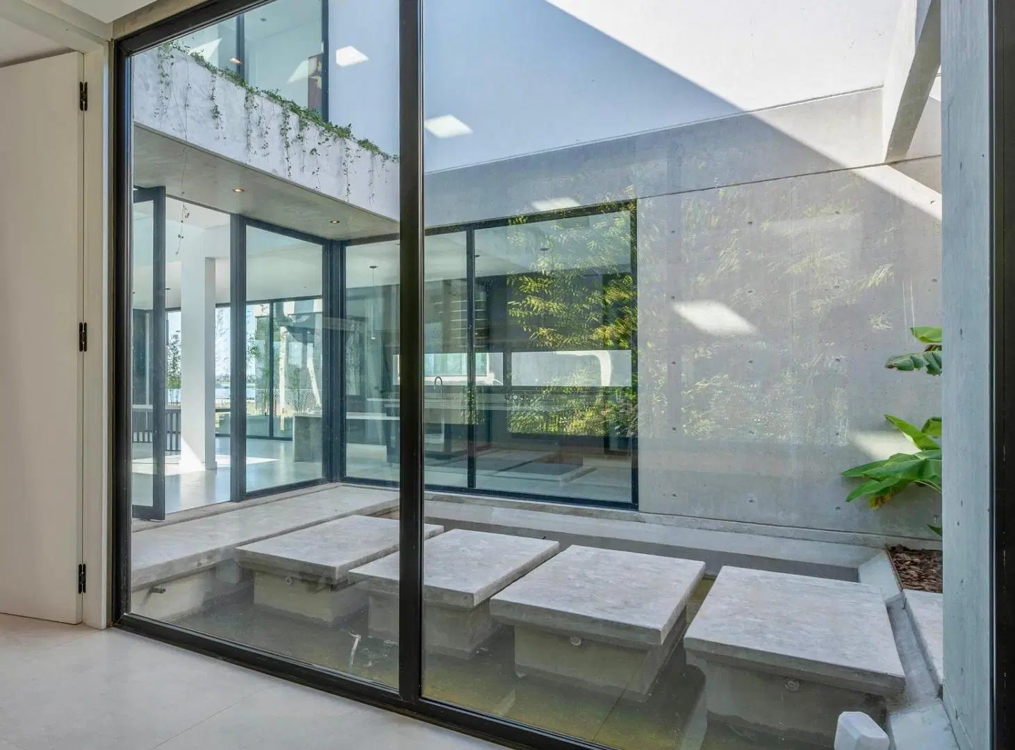 Casa en Alquiler, 7 Ambientes, en Barrio Marinas, Puertos del Lago 5