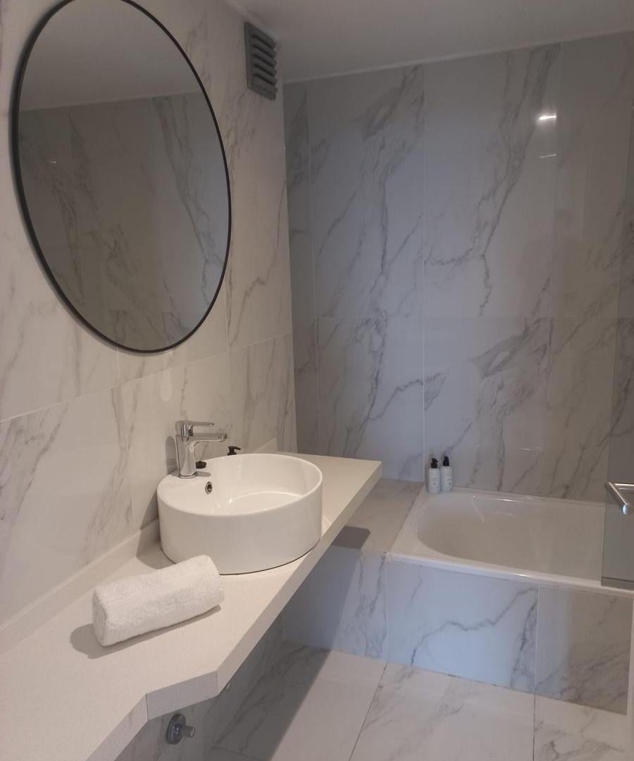 Departamento en Venta con Renta, 2 Ambientes, en Torre Brickell, Tigre, Gba Norte