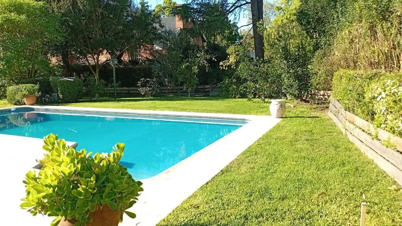 Lote en Venta, 700m2, en Los Cardales Country Club, Campana 2