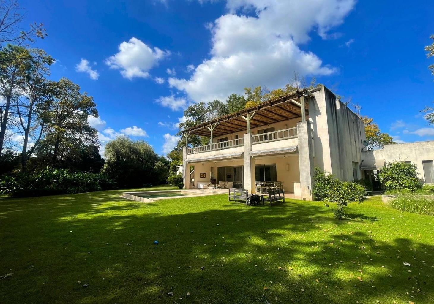 Casa en Venta 6 Ambientes en Chacras de Murray - Pilar