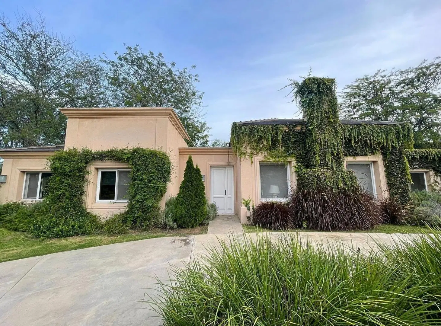 Casa en Venta 6 Ambientes en Estancias Del Pilar 2
