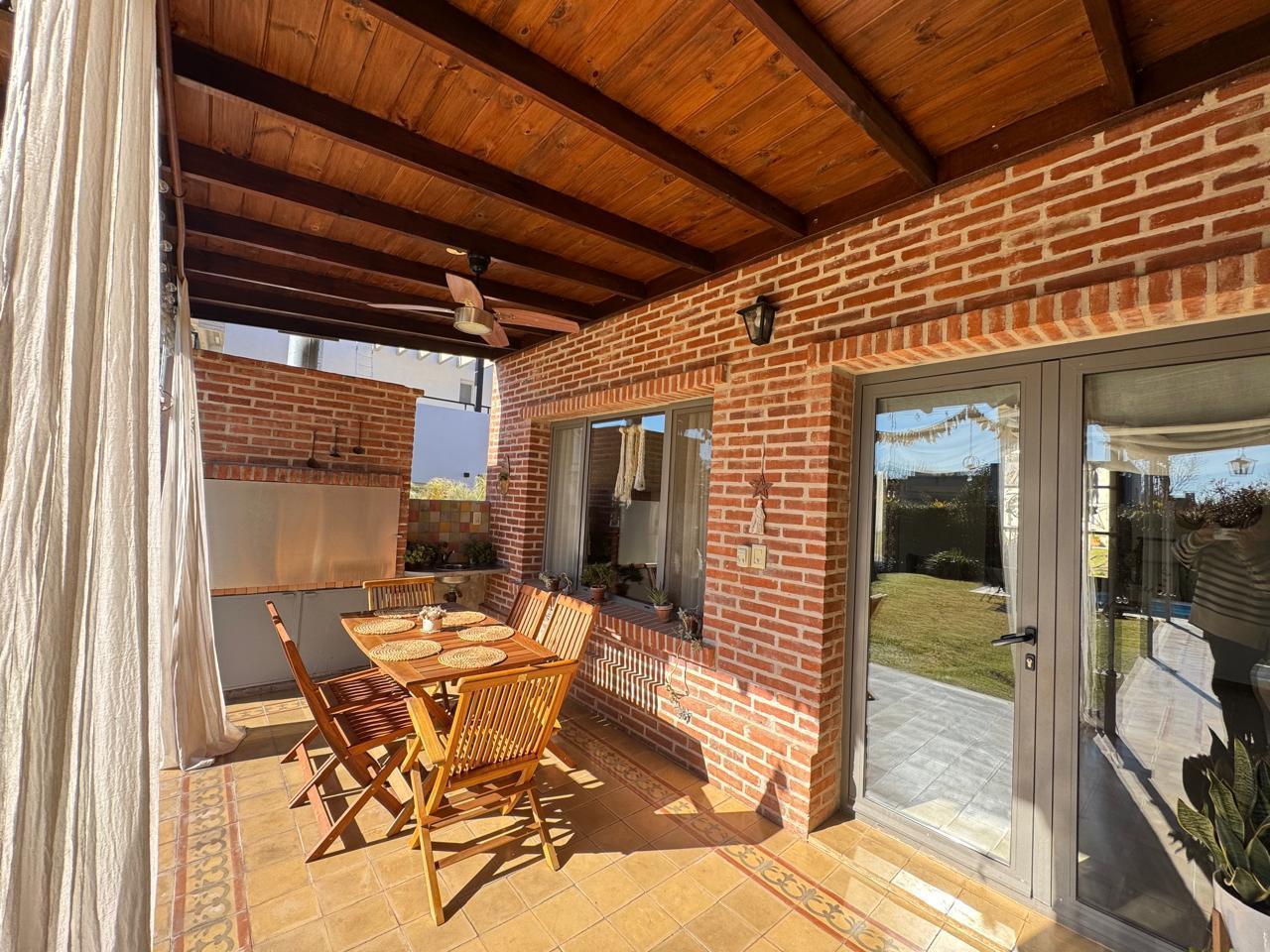 Casa en Alquiler, 5 Ambientes, en Haras Santa Maria, Escobar, GBA Norte