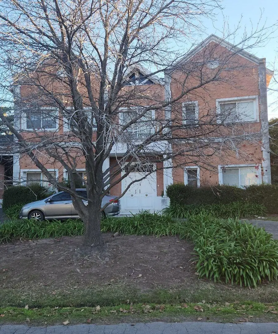 Casa en Venta 5 Ambientes en Ayres de Pilar 4