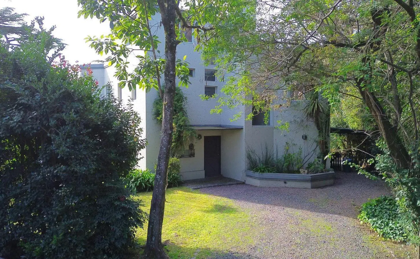 Casa en Venta 5 Ambientes en El Barranco - Pilar 2