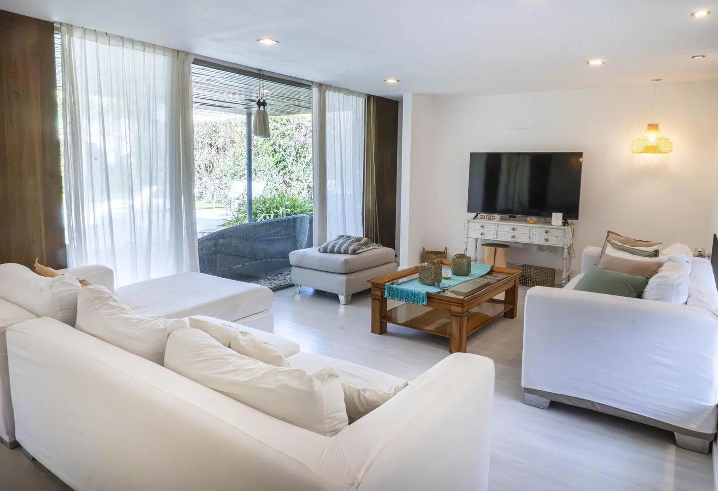 Casa en Venta  6 ambientes con pileta  barrio Haras Santa Maria Escobar G.B.A Norte 8