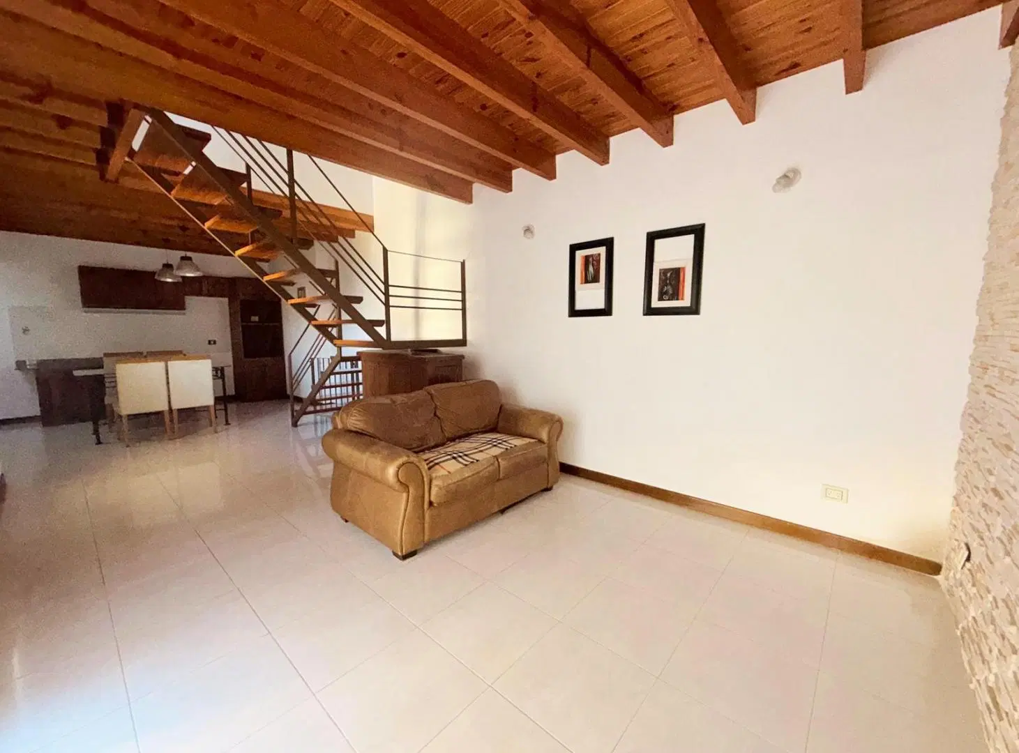 PH en Venta 5 Ambientes en Villa de Mayo - Malvinas Argentinas 3