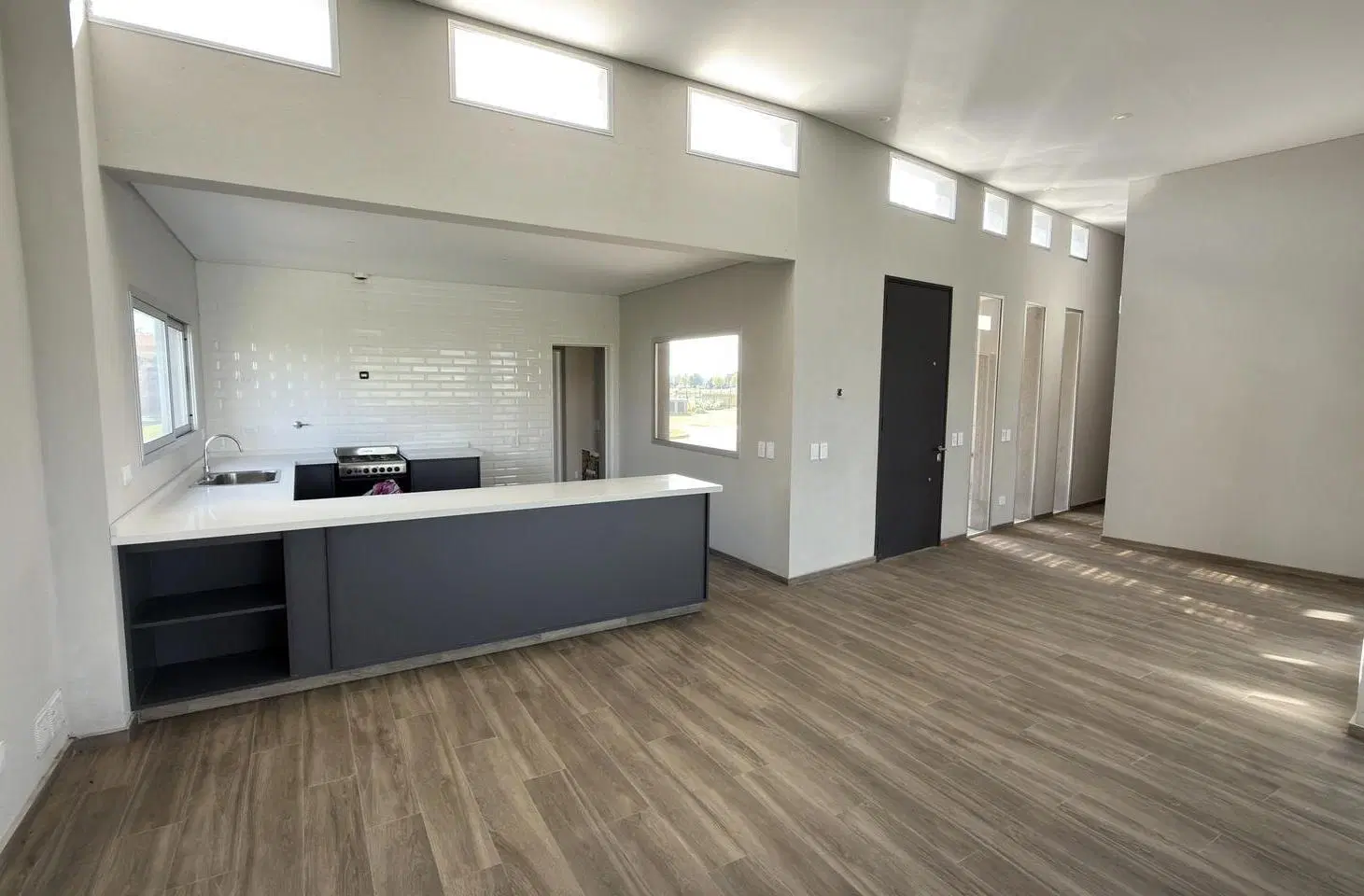 Casa en Venta 4 amb a la Laguna Barrio San Sebastian G.B.A Zona Norte 8