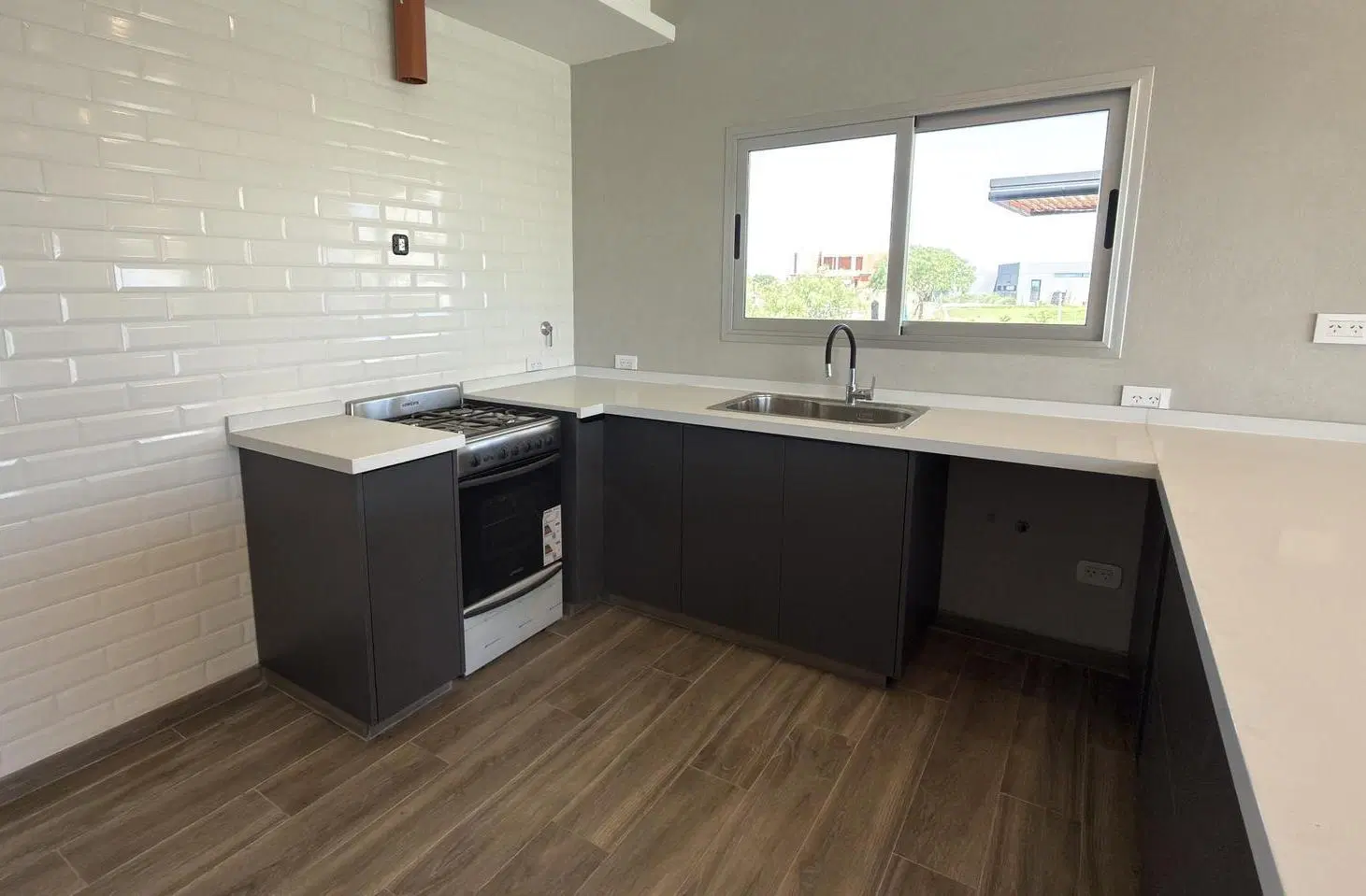 Casa en Venta 7 amb a la Laguna Barrio San Sebastian G.B.A Zona Norte 5