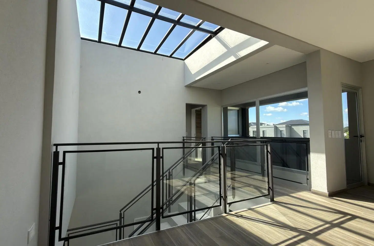 Casa en Venta 7 amb a la Laguna Barrio San Sebastian G.B.A Zona Norte 4