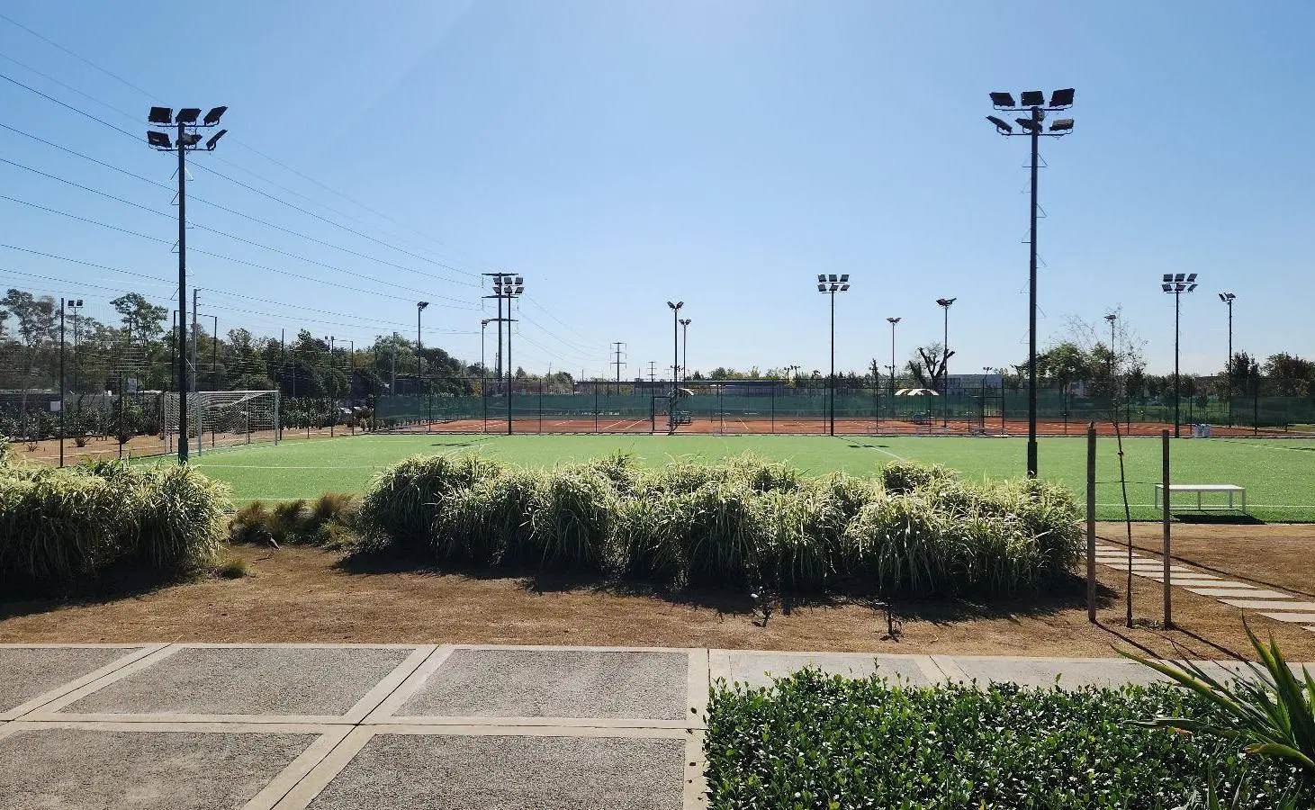 Lote en Venta en el Barrio Los Cardos Pilar 8