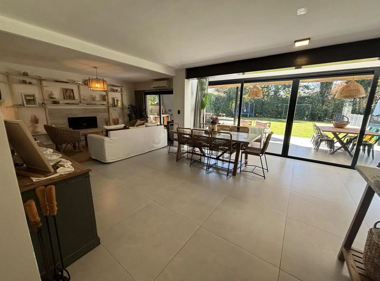 Casa en Venta 5 Ambientes en Mayling Club de Campo 3