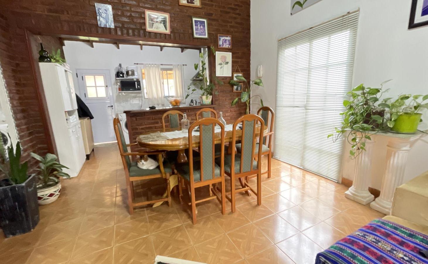 Foto de Casa en Venta 4 Ambientes en Pueblo Nuevo - Lujan, imagen 4