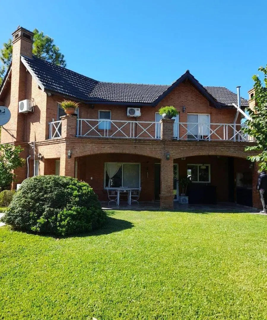 Casa en Alquiler 4 ambientes en Cardales Village - Campana 4