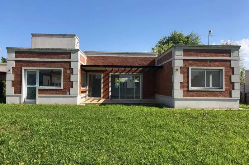 Casa en Venta 4 Ambientes en Barrio Cerrado Manzanares Chico 4