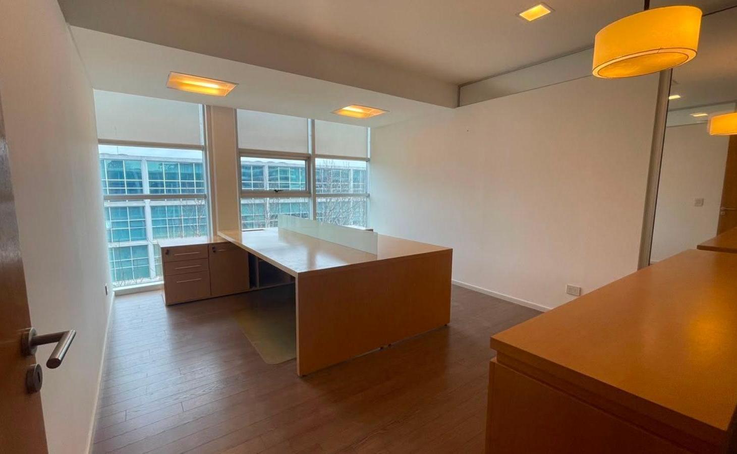 Foto de Oficina en Alquiler, Skyglass 1, Pilar, 130 m2, amoblada, imagen 1