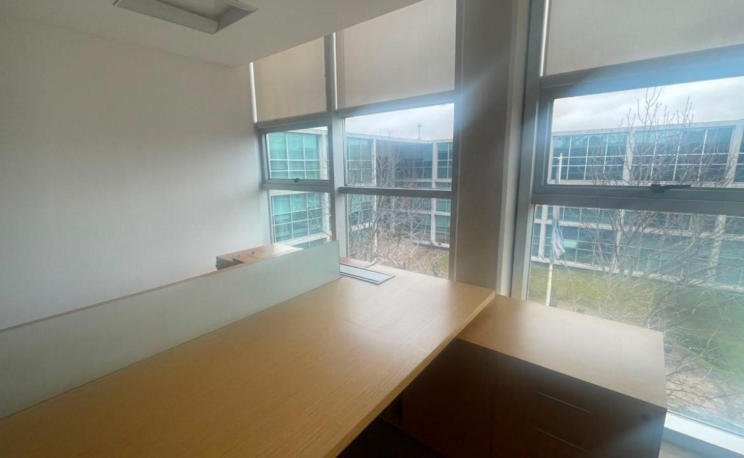 Foto de Oficina en Alquiler, Skyglass 1, Pilar, 130 m2, amoblada, imagen 4