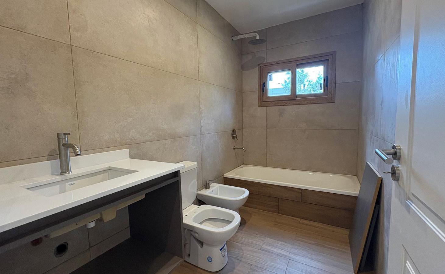 Foto de Casa a estrenar en una planta sobre la laguna | 4 dormitorios | El, imagen 5