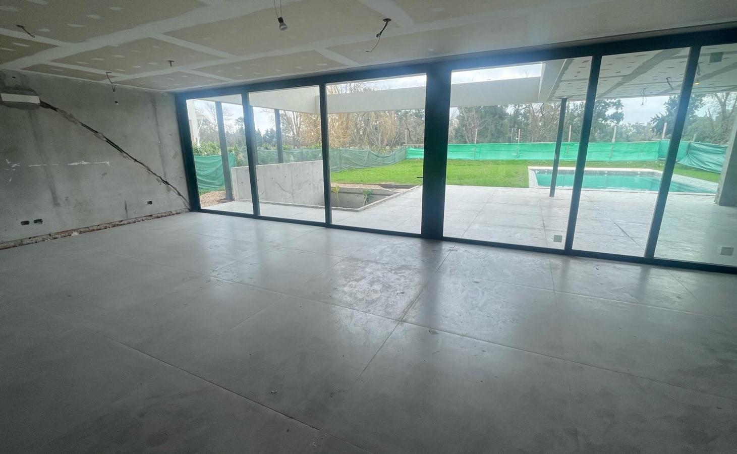 Foto de Casa en venta de 7 ambientes en el barrio Ayres de Pilar, imagen 5