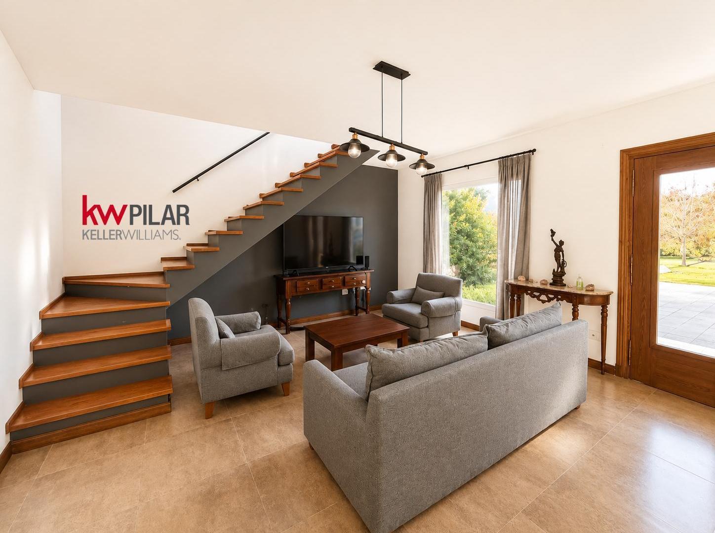 Foto de Casa en venta en el Country Club Las Liebres, Pilar, imagen 2