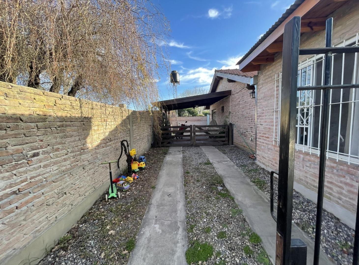 Foto de Casa en venta de 3 ambientes en Lujan, Pueblo Nuevo, GBA Oeste, imagen 3
