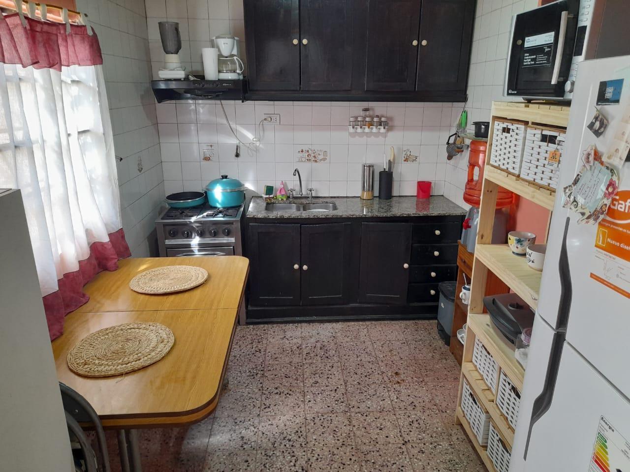 Foto de Casa de 3 Amb depto a terminar al fondo en Venta, Villa Luzuriaga. GBA, imagen 5