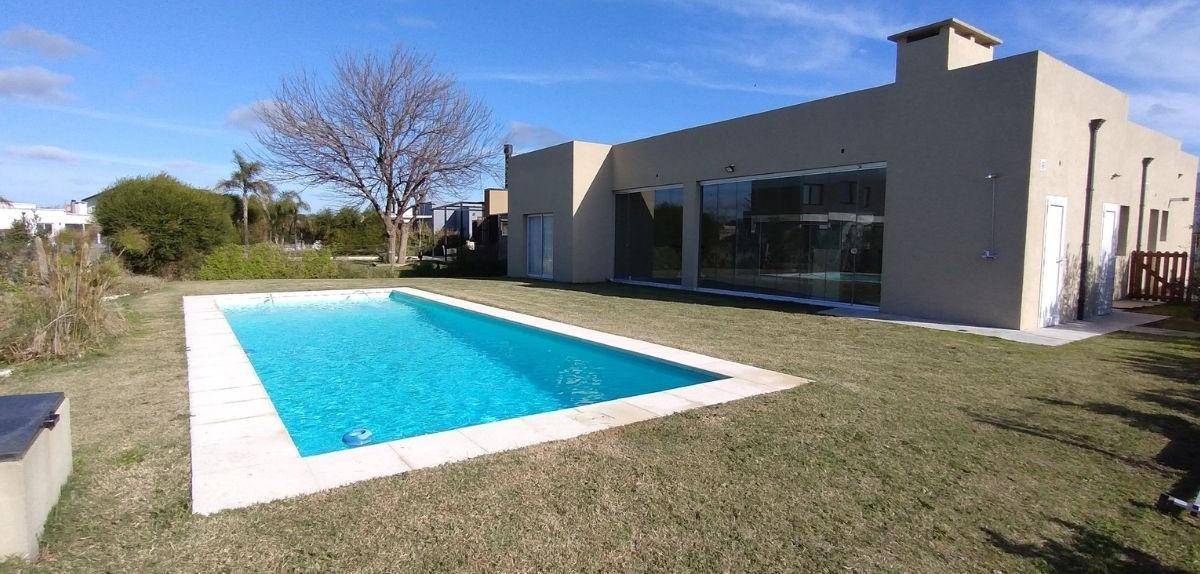Foto de Casa en alquiler de 5 ambientes en barrio Norte,el Cantón, Escobar. GBA, imagen 1
