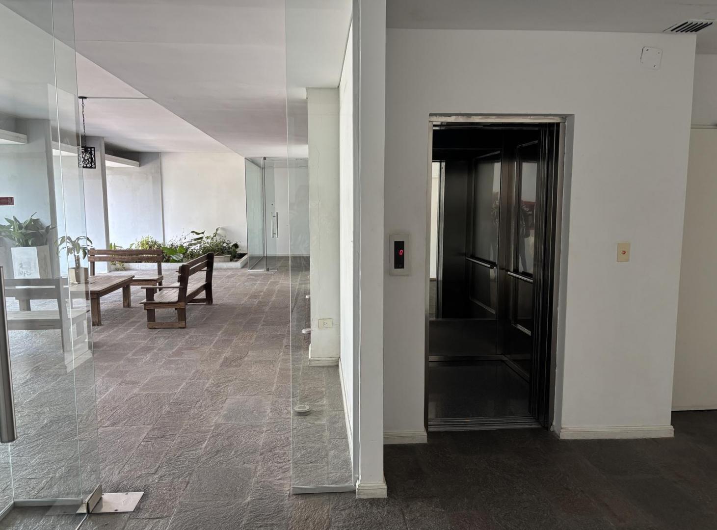 Foto de Departamento en venta de 3 ambientes en Tigre, GBA Norte, imagen 2