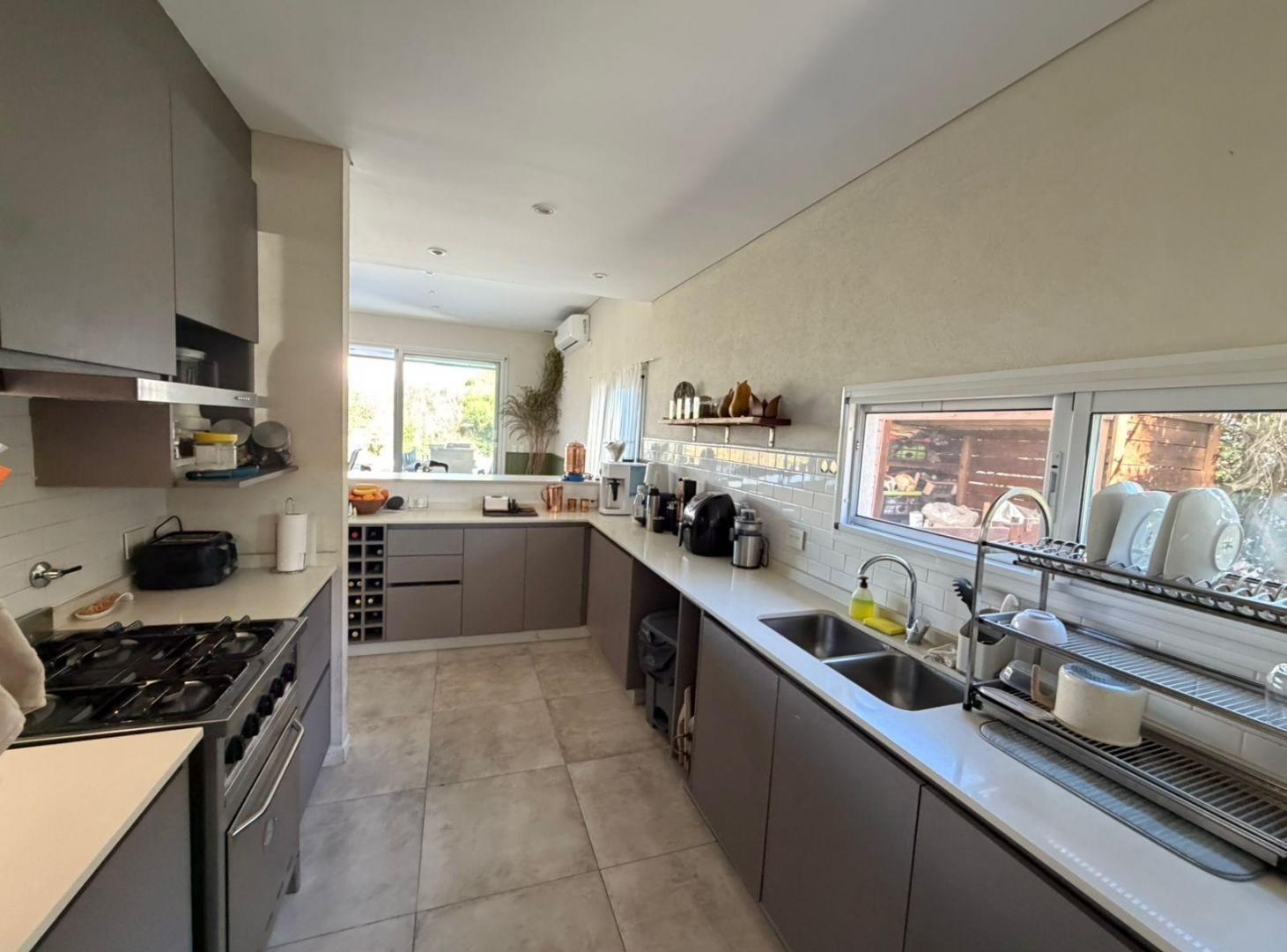 Foto de Casa en alquiler, 4 Dormitorios, en Haras Santa Maria, Escobar, GBA, imagen 3