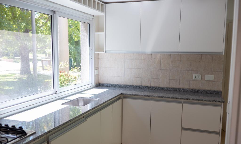 Foto de Casa en venta de 5 ambientes en el barrio Ayres del pilar, Pilar, GBA, imagen 4