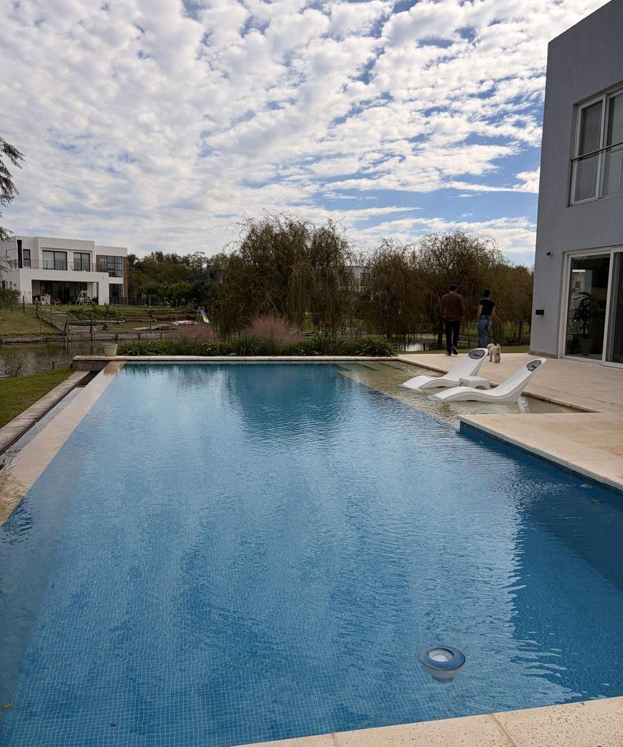 Foto de Casa en Venta de 9 ambientes en El Canton, Escobar, GBA Norte, imagen 3