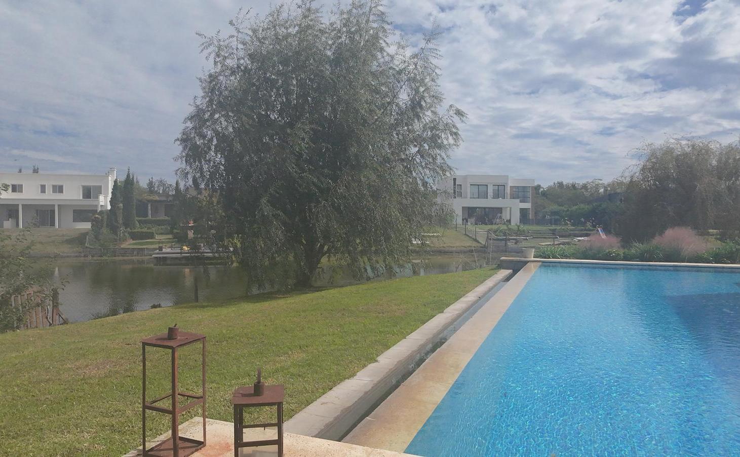 Foto de Casa en Venta de 9 ambientes en El Canton, Escobar, GBA Norte, imagen 2