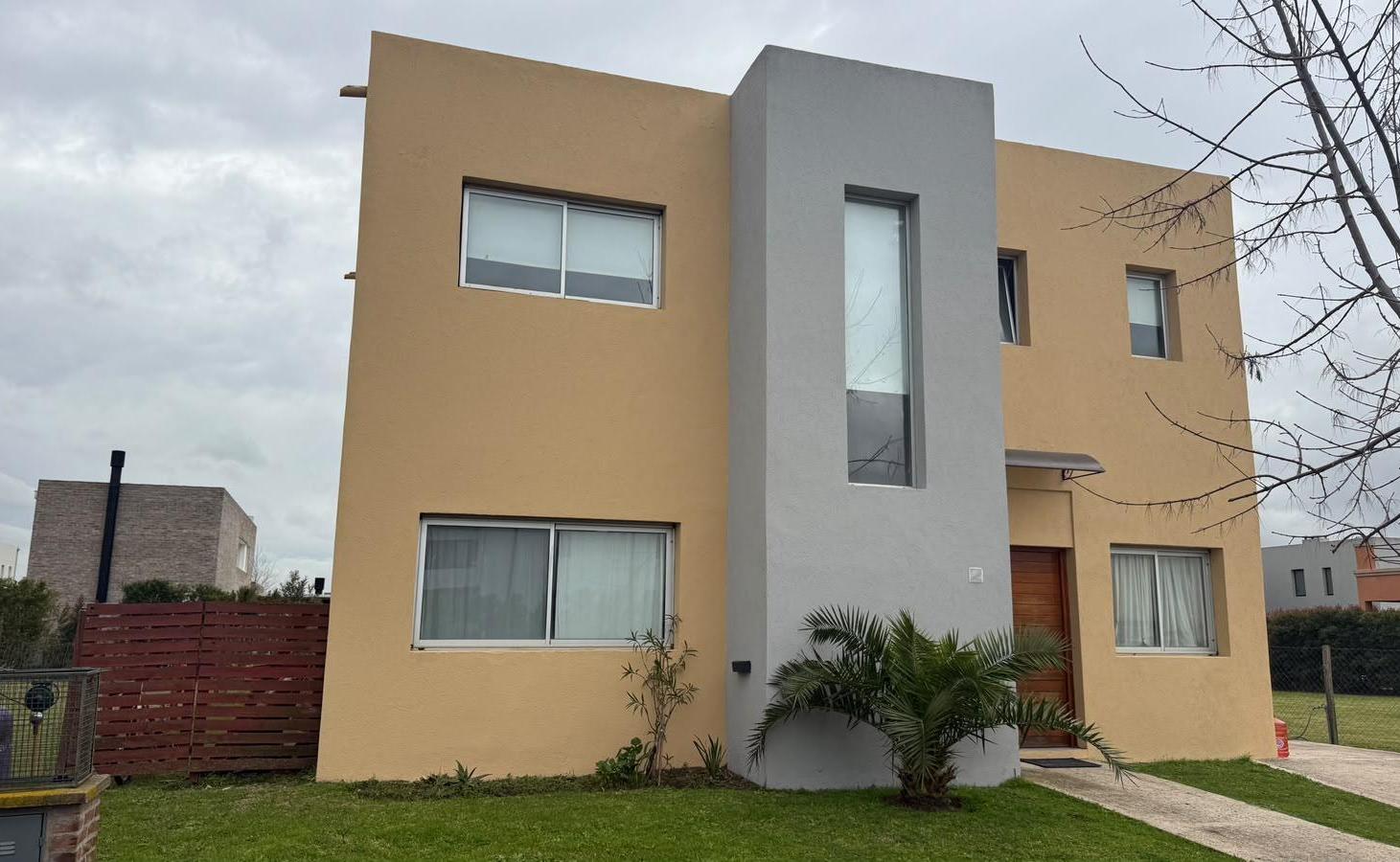 Foto de Venta | Casa 4 ambientes con dos amarras | Vila Marina | Tigre, imagen 2