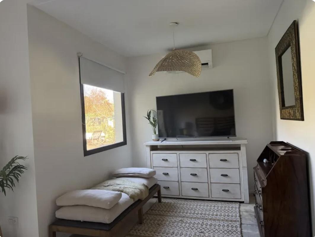 Foto de Casa en Venta de 5 ambientes en La Esperanza Club de Campo, General, imagen 2