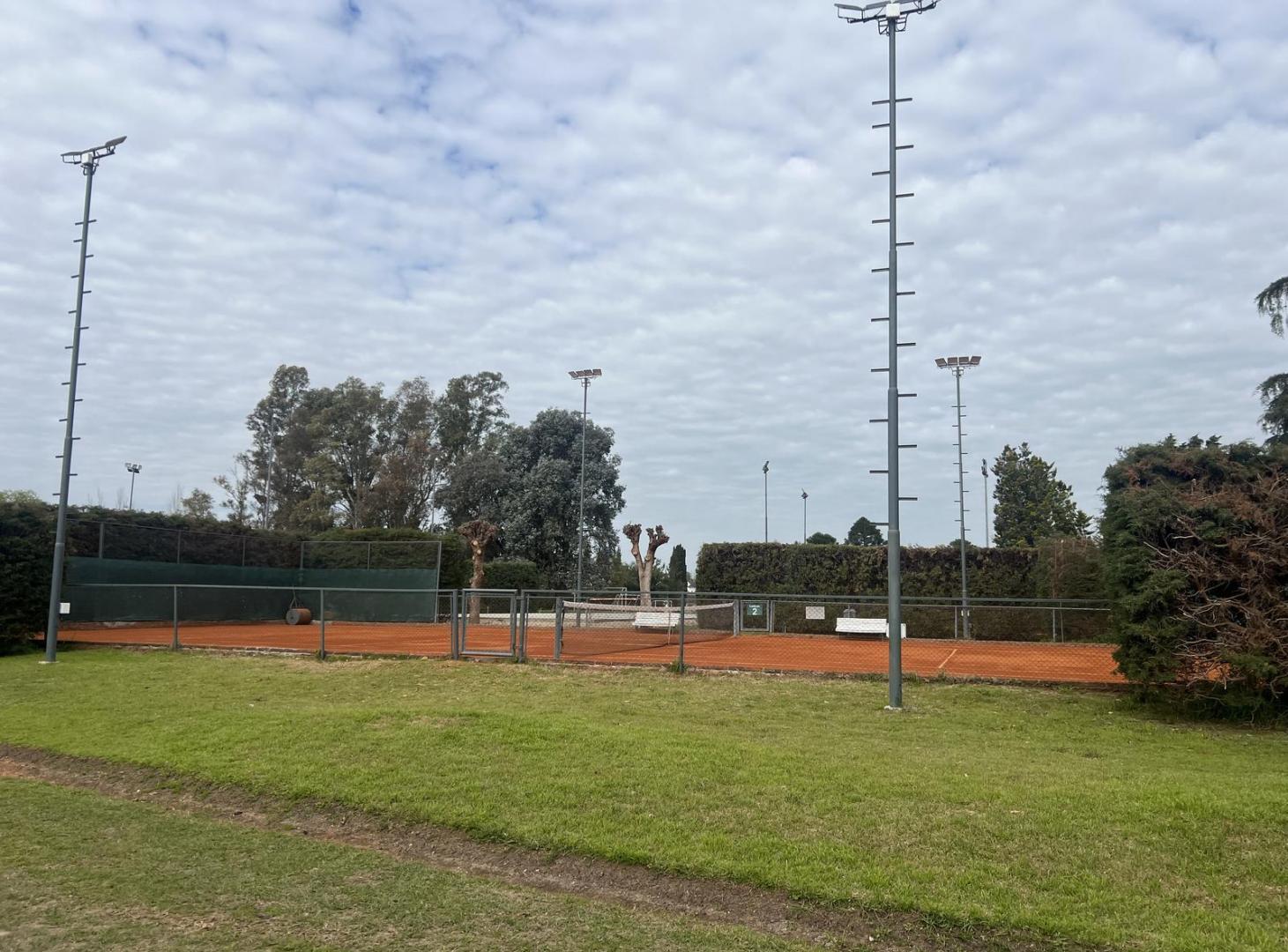 Foto de Terreno en venta de 914m2 en Club de Campo San Francisco, Manzanares, imagen 5