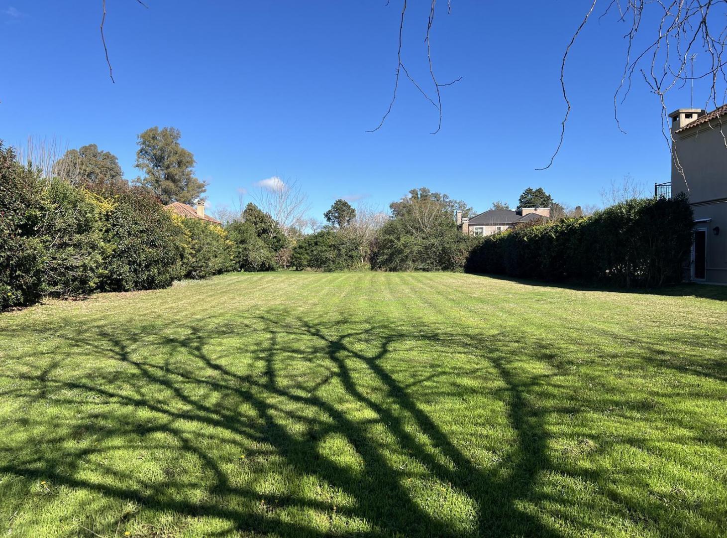Foto de Terreno en venta de 914m2 en Club de Campo San Francisco, Manzanares, imagen 2