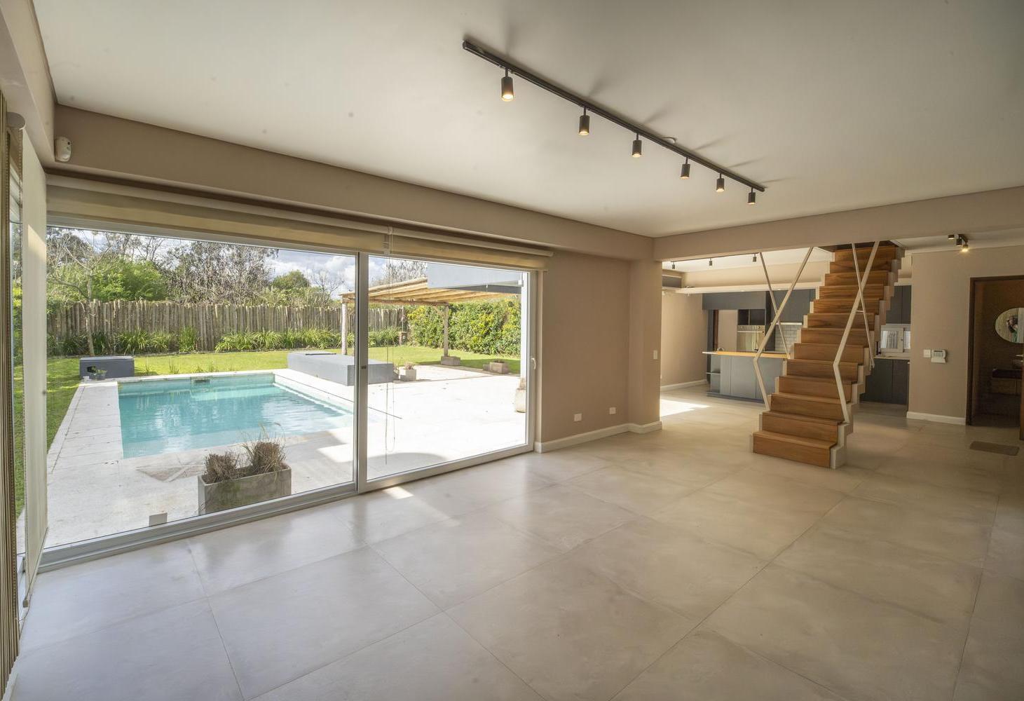 Foto de IMPECABLE CASA MODERNA EN BARRIO CERRADO – MASCHWITZ- DISEÑO, CONFORT Y, imagen 3