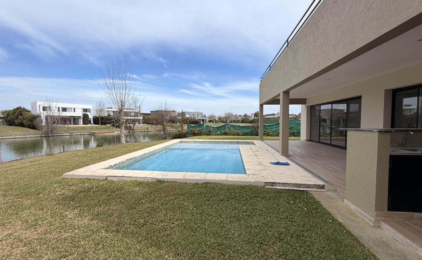 Foto de Casa en alquiler de 6 ambientes en El Canton, Escobar. GBA Norte, imagen 4