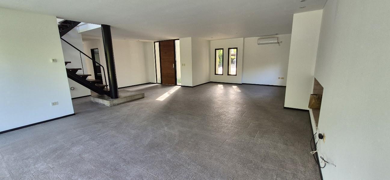 Foto de Casa venta de 5 ambientes en el barrio La Pradera II, Pilar, Gba Norte, imagen 2