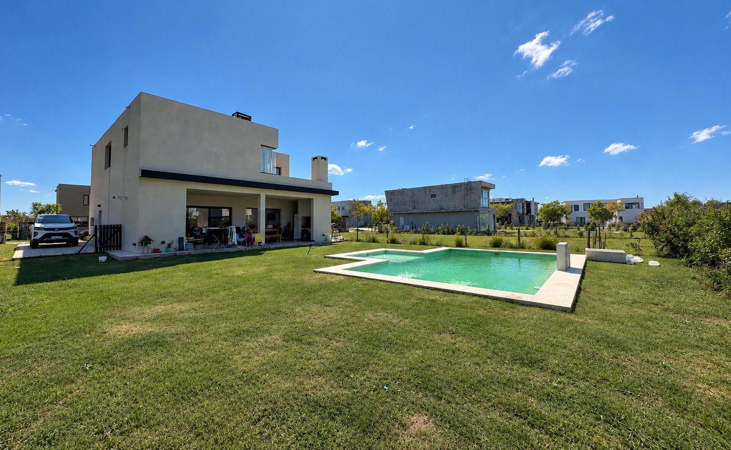 Foto de Venta | Casa en Ceibos, Puertos | 3 dorm Pileta Galería | Entorno, imagen 1