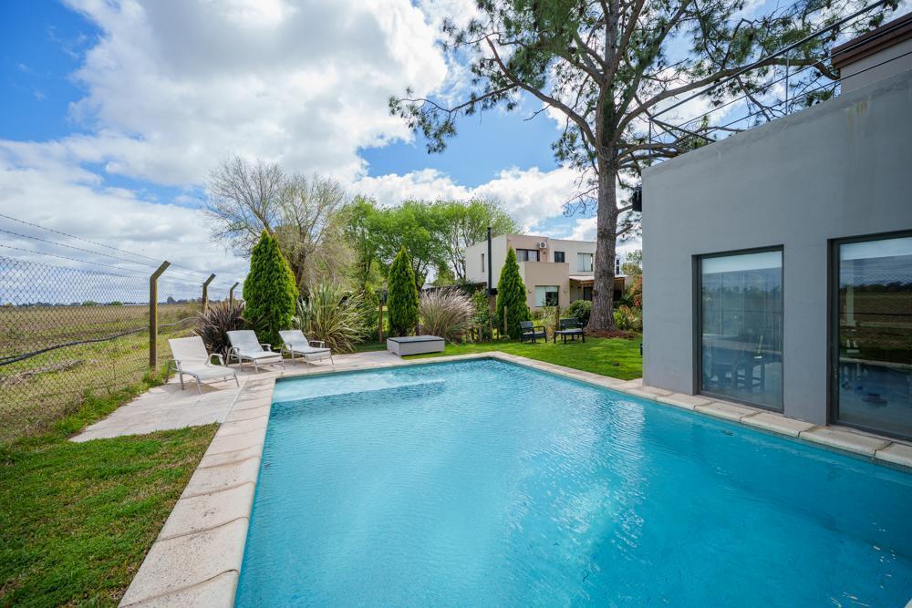 Foto de Casa en venta de 4 amb. en Larena C.C., Pilar, Gba Norte, imagen 2