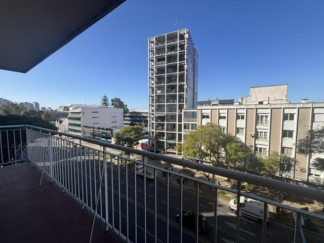 Foto de Departamento en venta de 4 ambientes, con cochera en Olivos, Vicente, imagen 1