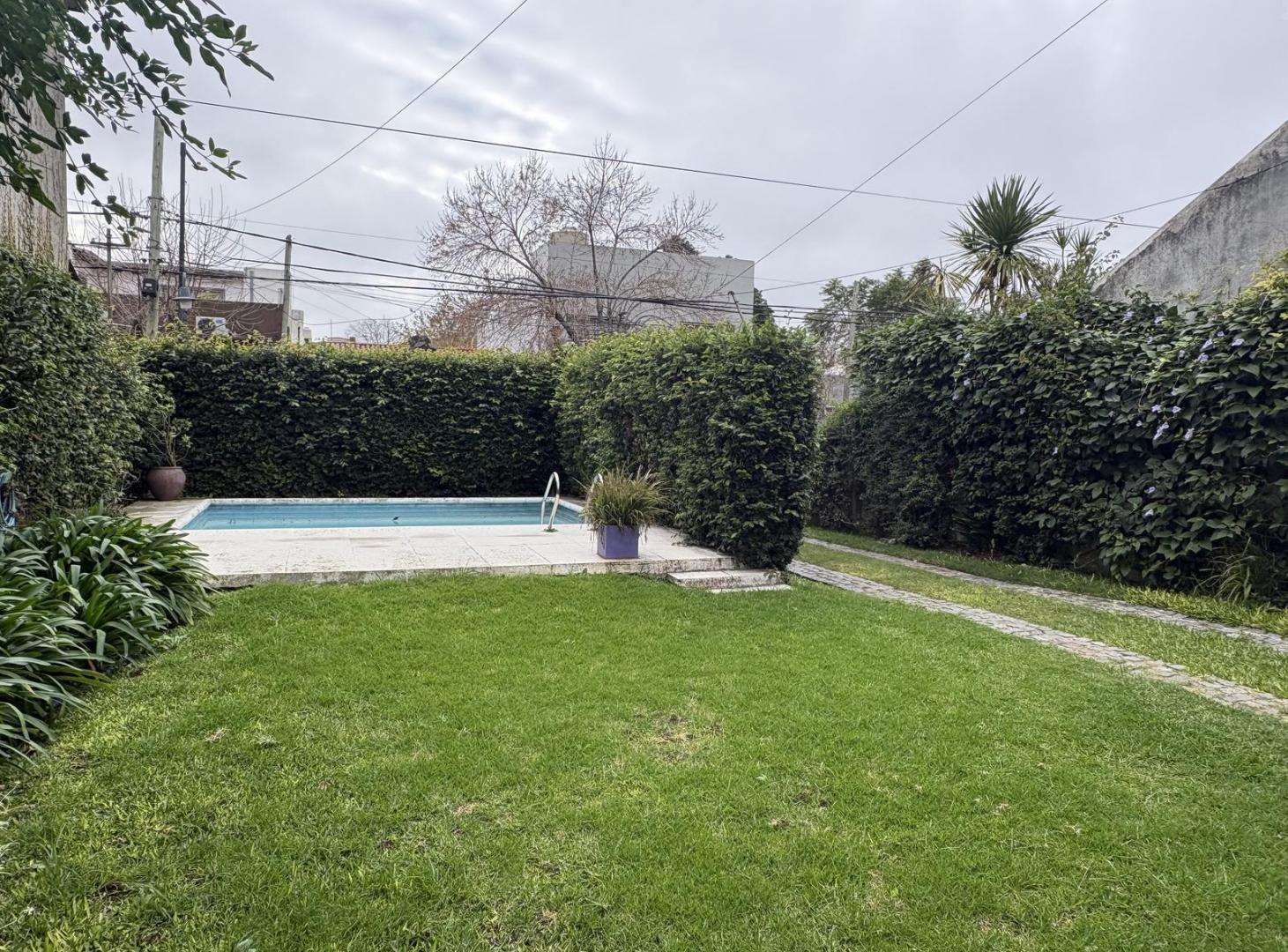Foto de Casa en venta en Talcahuano al 2100, Mart.-Fleming/Panam. - 5 ambientes, imagen 1
