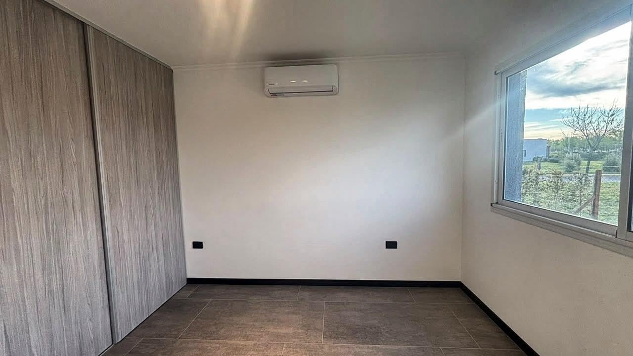 Foto de Casa en venta a la laguna en San Sebastian Area 10, Pilar - 4, imagen 3