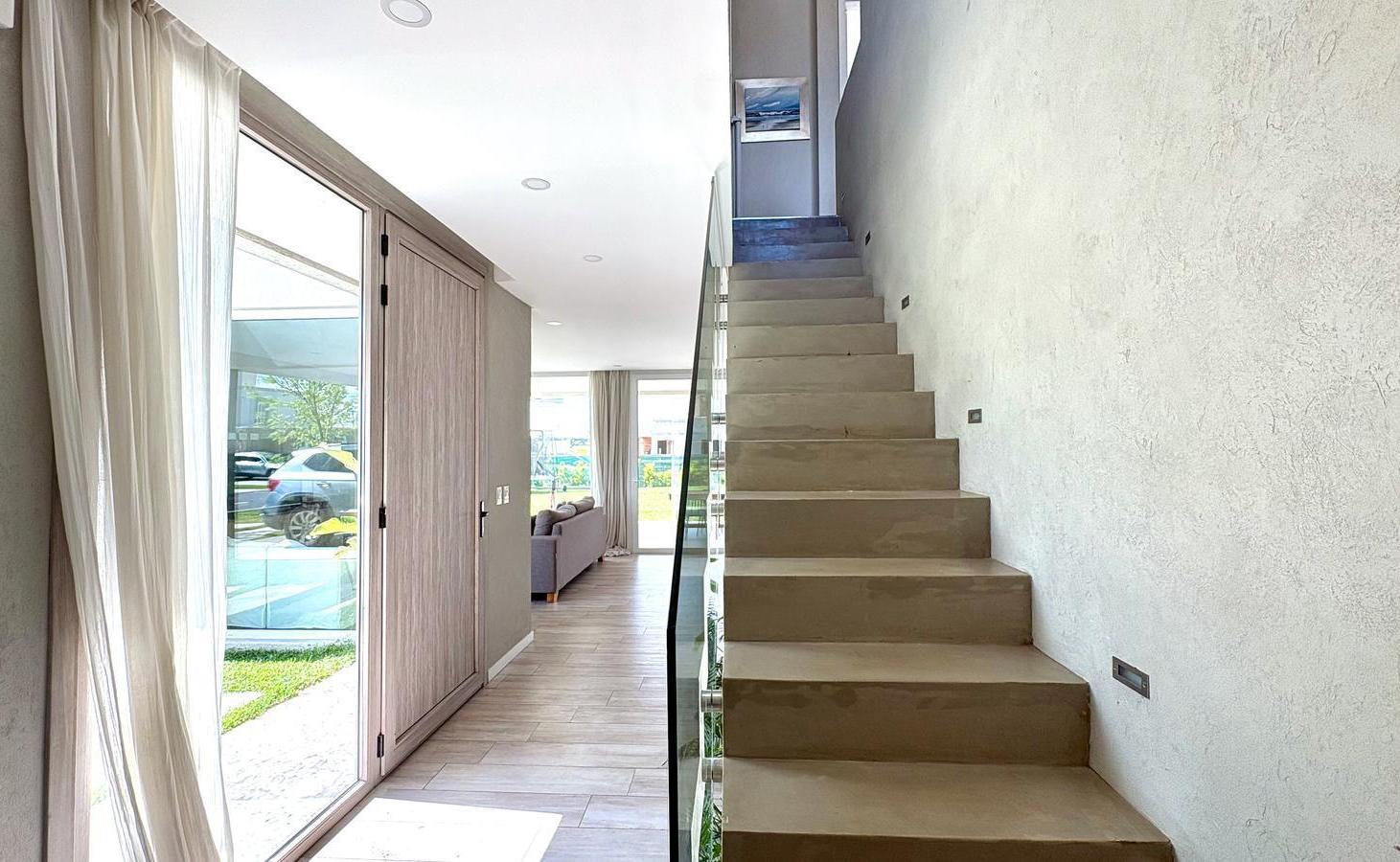 Foto de Venta | Casa lote interno en esquina con 4 dormitorios | Ceibos Puertos, imagen 5
