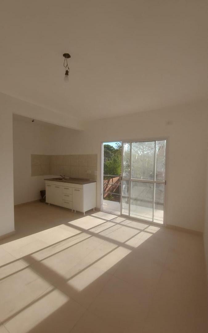 Foto de Departamento en venta de 2 ambientes en Jose C paz, Gba Norte, imagen 2