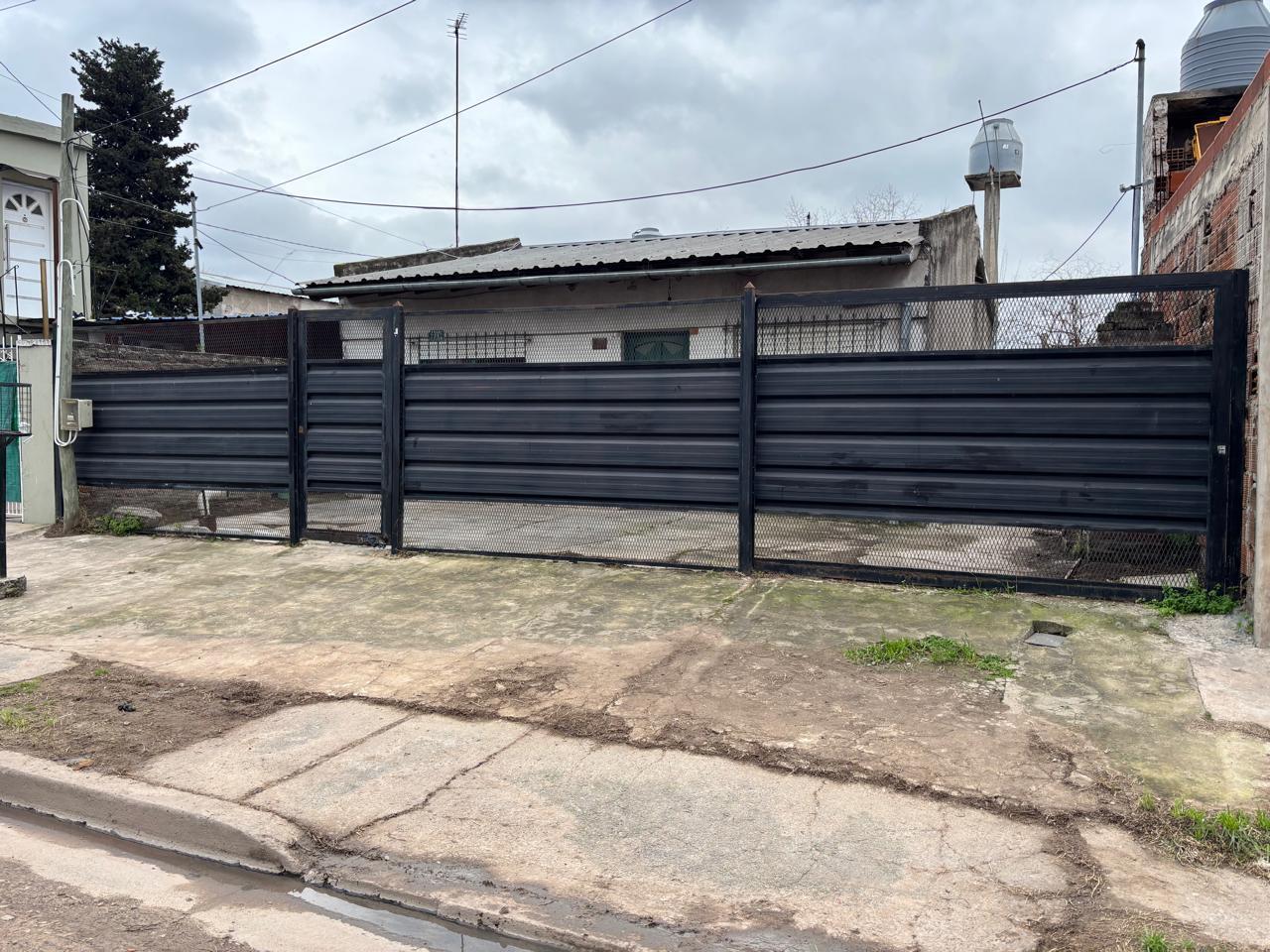 Foto de Casa en Venta, 3 Ambientes, en Moreno, GBA Oeste, imagen 1
