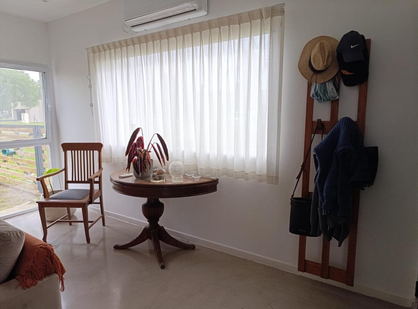 Foto de Casa en venta de 4 ambientes en el Barrio privado El Ensueño, imagen 4