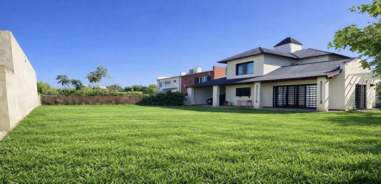 Foto de Casa en Venta 5 Ambientes en Lujan, imagen 3